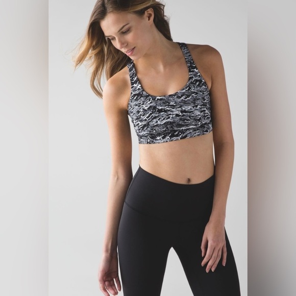 Lululemon Energy bra size 8 Nami Wave Black - Picture 2 of 9